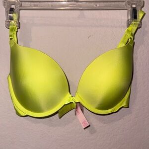Victoria's Secret Push Up Bra 34D NWT